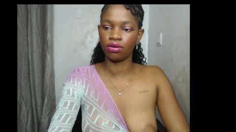 Snapshot of freaky_girl23 chatting on 05-04-26, 08:05 Freaky girl23 online show from 05-04-26, 08:05