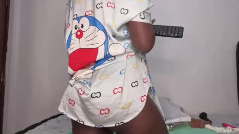 Snapshot of freaky_kandy chatting on 10-31-25, 10:11 Kandy online show from 10-31-25, 10:11