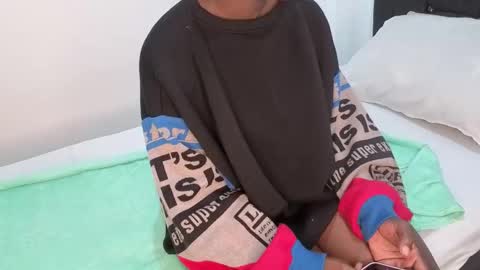 Snapshot of freaky_kandy chatting on 11-26-25, 08:15 Kandy online show from 11-26-25, 08:15