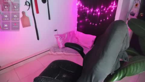 Lia Gomez online show from 04-27-26, 11:36