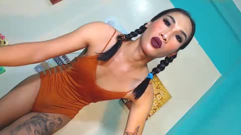 Snapshot of freaky_mariah chatting on 02-10-25, 04:19 just call me mariah online show from 02-10-25, 04:19