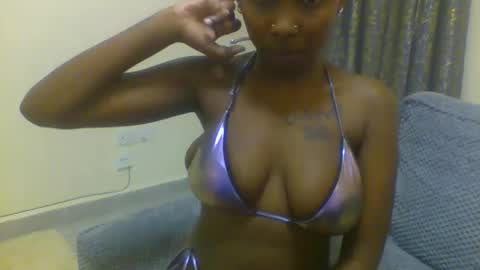 Snapshot of freaky_shade chatting on 02-19-26, 09:05 freaky_shade online show from 02-19-26, 09:05
