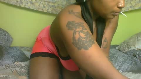 Snapshot of freakysly chatting on 11-16-25, 12:44 sly online show from 11-16-25, 12:44