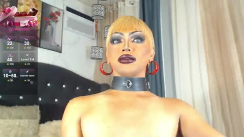 FREAKY ZIZI online show from 04-25-26, 10:40