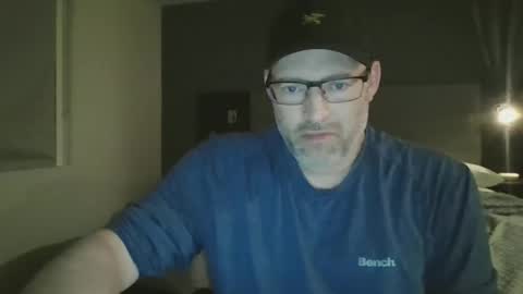 Snapshot of fred177771558049 chatting on 03-29-26, 04:01 fred177771558049 online show from 03-29-26, 04:01