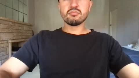 Snapshot of fred_555 chatting on 02-12-25, 02:45 fred_555 online show from 02-12-25, 02:45