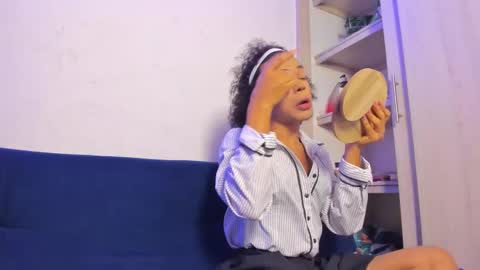 valeria online show from 02-01-26, 01:20