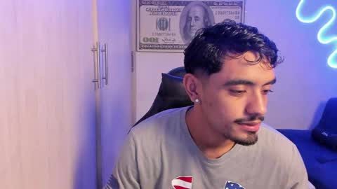 valeria online show from 04-25-26, 01:03