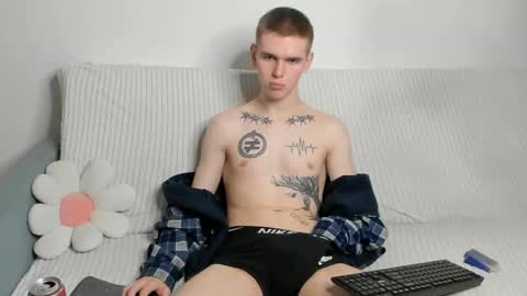 fredd_xanderrs online show from 01-11-25, 05:31