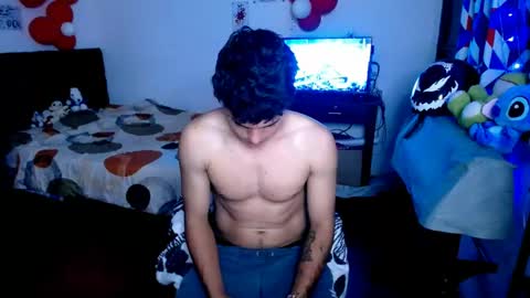 Snapshot of freddy_romans2 chatting on 05-17-26, 10:33 freddy romans online show from 05-17-26, 10:33