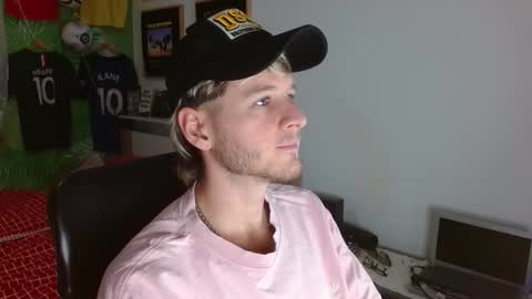 Snapshot of freddy_star chatting on 01-14-26, 02:01 Frederick Perin online show from 01-14-26, 02:01