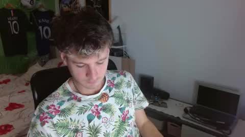 Snapshot of freddy_star chatting on 02-09-26, 02:10 Frederick Perin online show from 02-09-26, 02:10