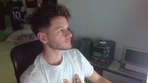 Frederick Perin online show from 04-22-26, 03:02