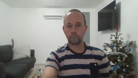 fredodu41 online show from 12-07-24, 05:09