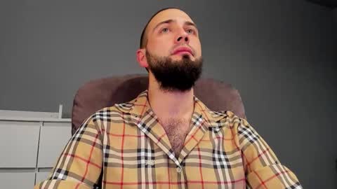 Snapshot of free_man___ chatting on 10-29-25, 05:04 Andrew online show from 10-29-25, 05:04