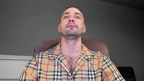 Snapshot of free_man___ chatting on 11-27-25, 09:39 Andrew online show from 11-27-25, 09:39