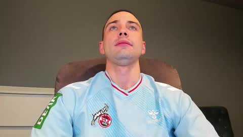 Snapshot of free_man___ chatting on 11-30-25, 11:42 Andrew online show from 11-30-25, 11:42