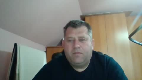 freeboy80180 online show from 12-07-24, 08:33