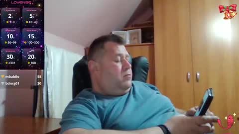 freeboy80180 online show from 03-03-25, 07:17