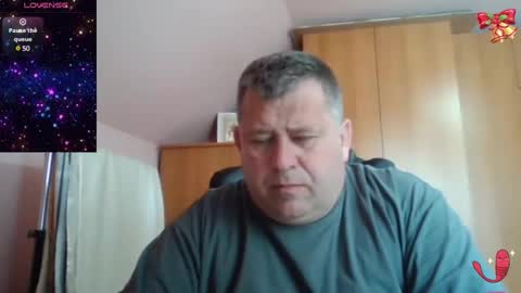 freeboy80180 online show from 03-07-25, 12:12