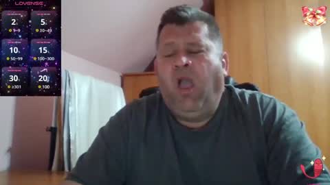 freeboy80180 online show from 03-11-25, 07:14