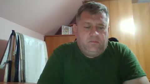 freeboy80180 online show from 09-29-25, 05:51