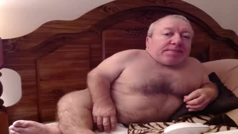 Cute Lil Man online show from 10-25-25, 07:49