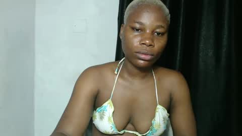 frekkymorelle online show from 02-12-25, 04:12