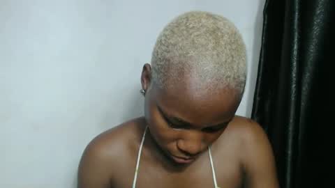 frekkymorelle online show from 02-14-25, 10:59