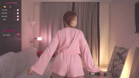 frencheseyes online show from 09-25-25, 12:53