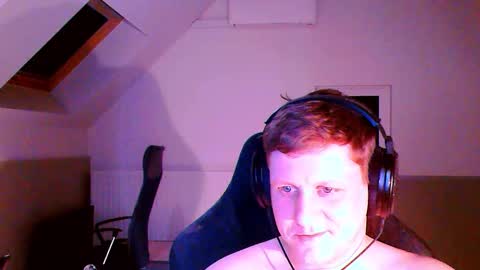 French fries online show from 10-18-25, 08:09