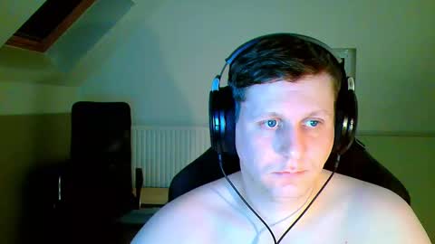 French fries online show from 10-25-25, 07:30