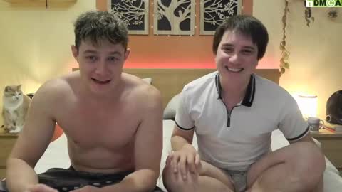 Snapshot of frenchhornybibs chatting on 03-04-25, 08:27 French Horny Bibs online show from 03-04-25, 08:27