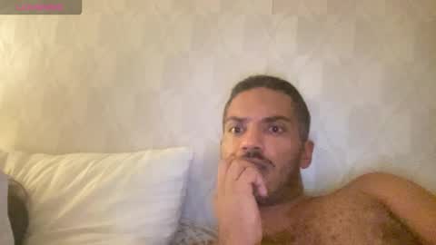 frenchlovers23 online show from 11-08-25, 10:52