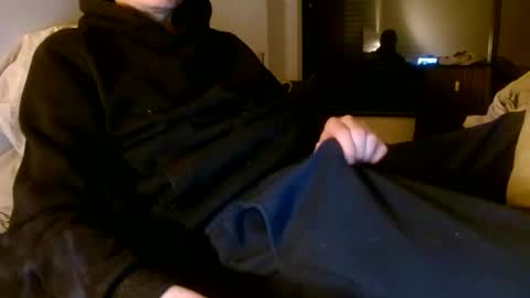 Snapshot of frenchms chatting on 02-14-25, 12:57 frenchms online show from 02-14-25, 12:57