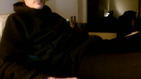 Snapshot of frenchms chatting on 02-23-25, 02:14 frenchms online show from 02-23-25, 02:14