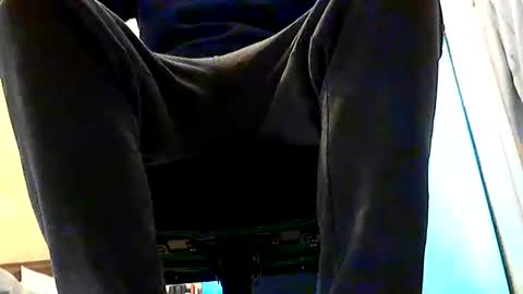 Snapshot of frenchpapalover chatting on 03-04-25, 07:41 frenchpapalover online show from 03-04-25, 07:41