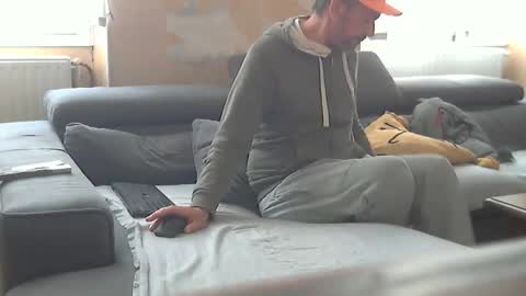 frenchpapalover online show from 03-04-26, 08:31