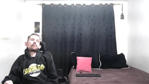 Thomas y Sophia online show from 12-28-24, 12:03