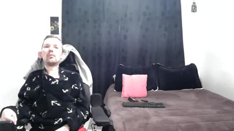 Thomas y Sophia online show from 02-15-25, 11:39