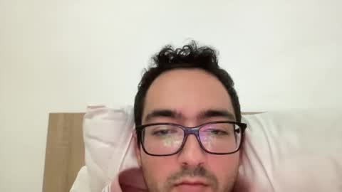 Snapshot of freshmanxxl chatting on 11-12-25, 03:12 freshman imonyou98 online show from 11-12-25, 03:12