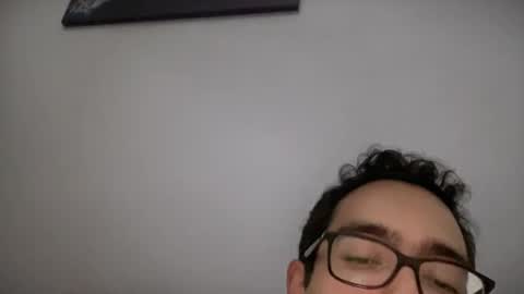 Snapshot of freshmanxxl chatting on 11-26-25, 01:12 freshman imonyou98 online show from 11-26-25, 01:12