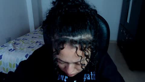 Louise  online show from 01-03-25, 12:08