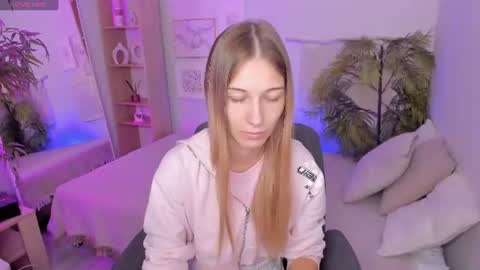 Laura online show from 07-20-26, 08:17