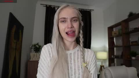 Freya online show from 04-16-26, 08:09