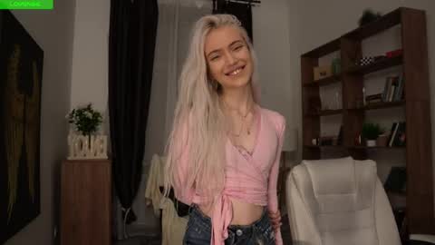 Freya online show from 04-27-26, 08:07