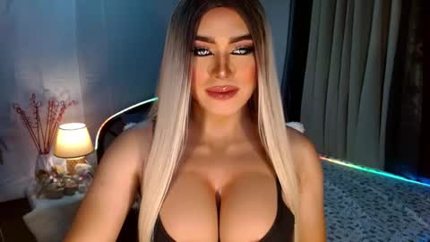 Snapshot of freya_lovestocum chatting on 10-30-25, 10:21 Miss Frea online show from 10-30-25, 10:21