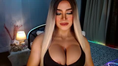 Snapshot of freya_lovestocum chatting on 11-06-25, 11:26 Miss Frea online show from 11-06-25, 11:26