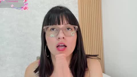 Snapshot of freyaa25 chatting on 03-12-25, 10:17 FREYA online show from 03-12-25, 10:17