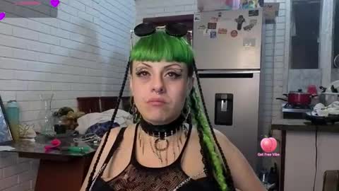 freyaa_sorceress online show from 10-03-25, 03:36